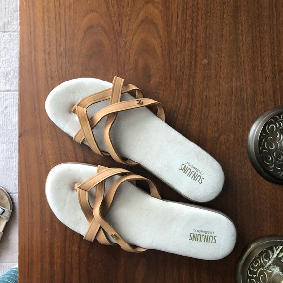 Bass leather flip flops size 10 - Picture 2 of 5